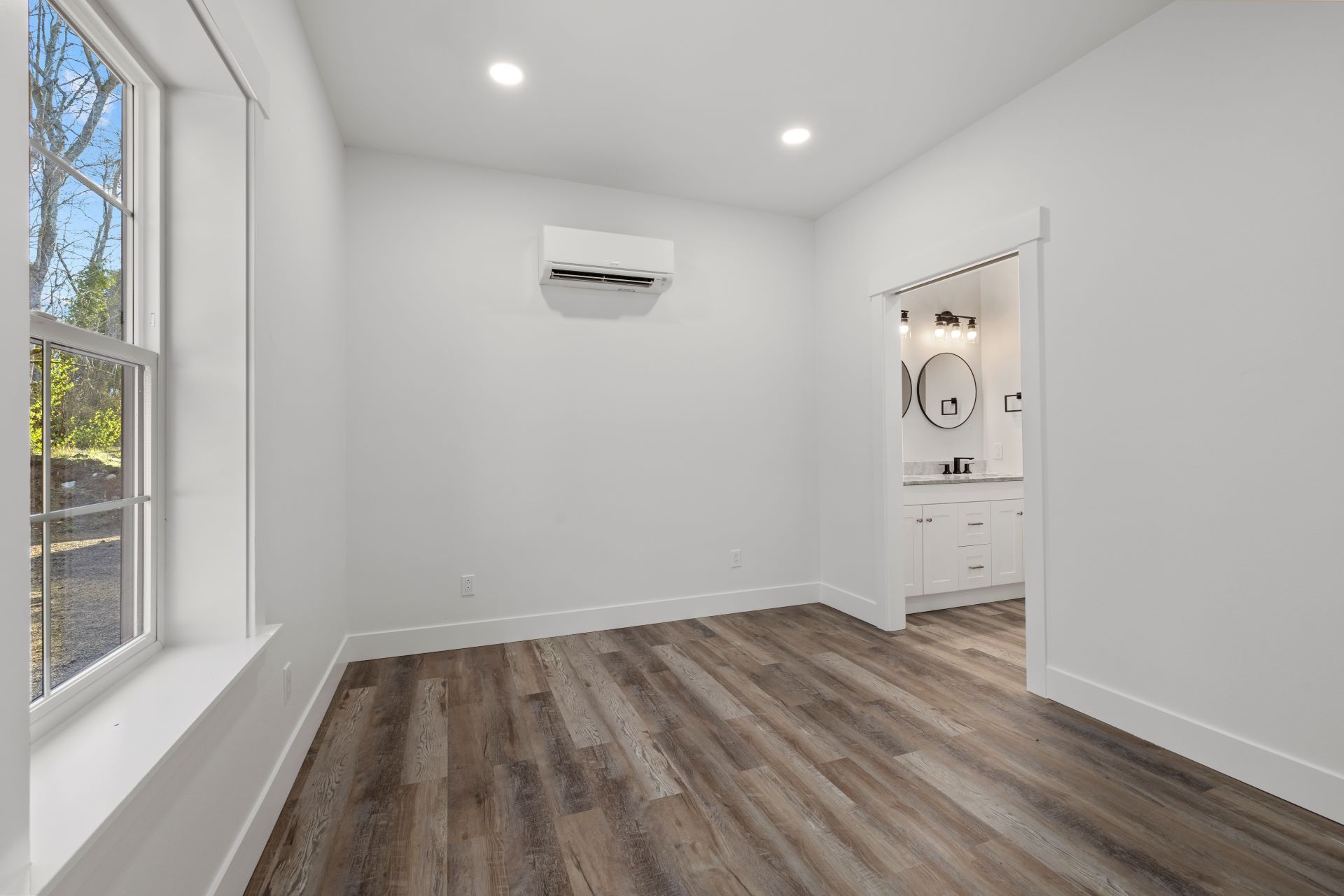 Custom home photo 6