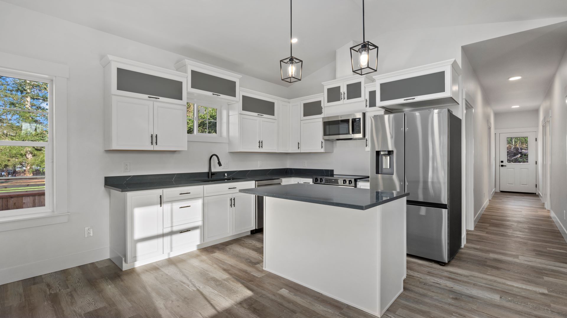 Custom home photo 15