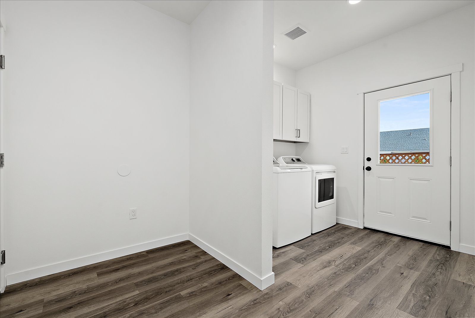 Custom small home photo 9
