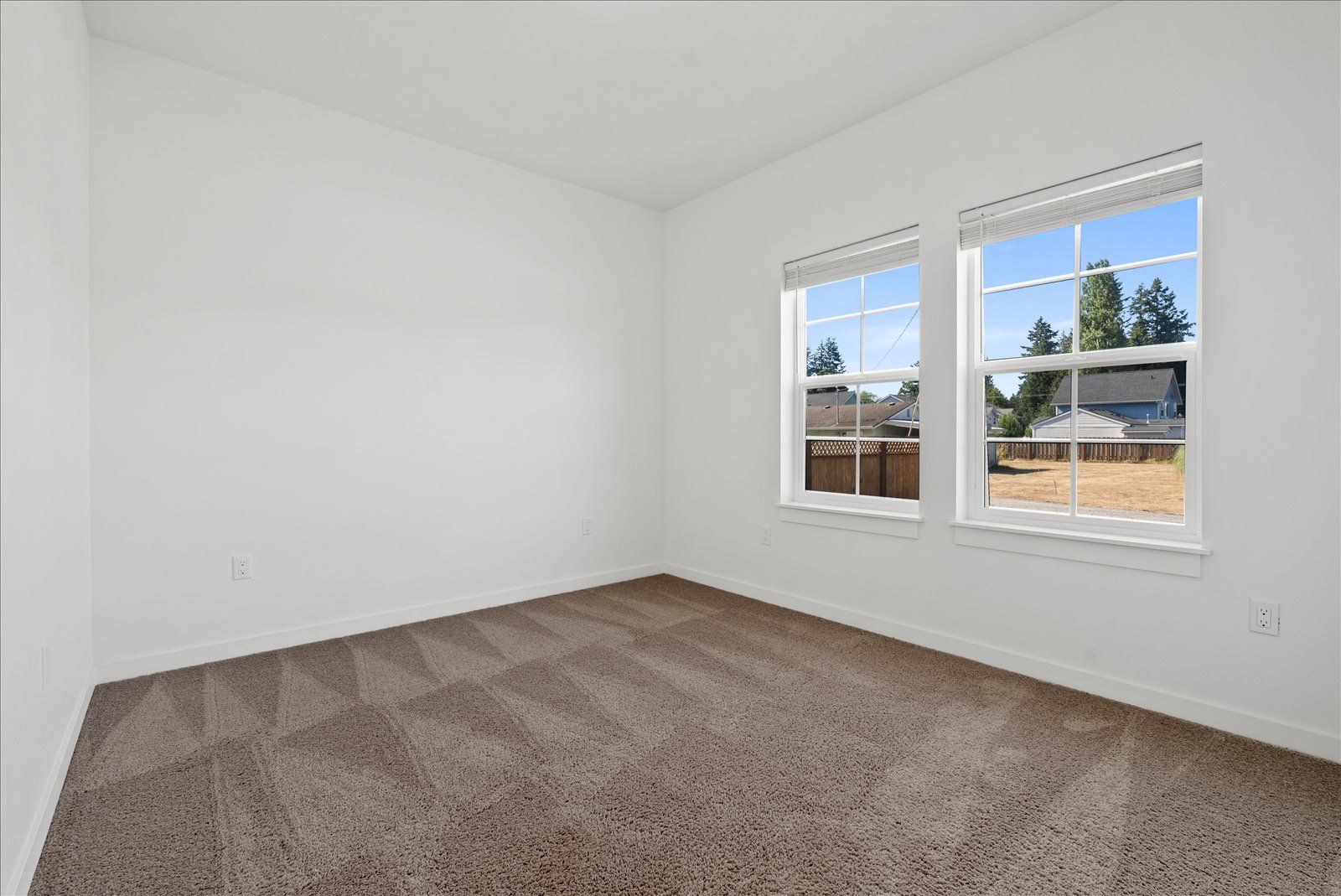 Custom small home photo 26