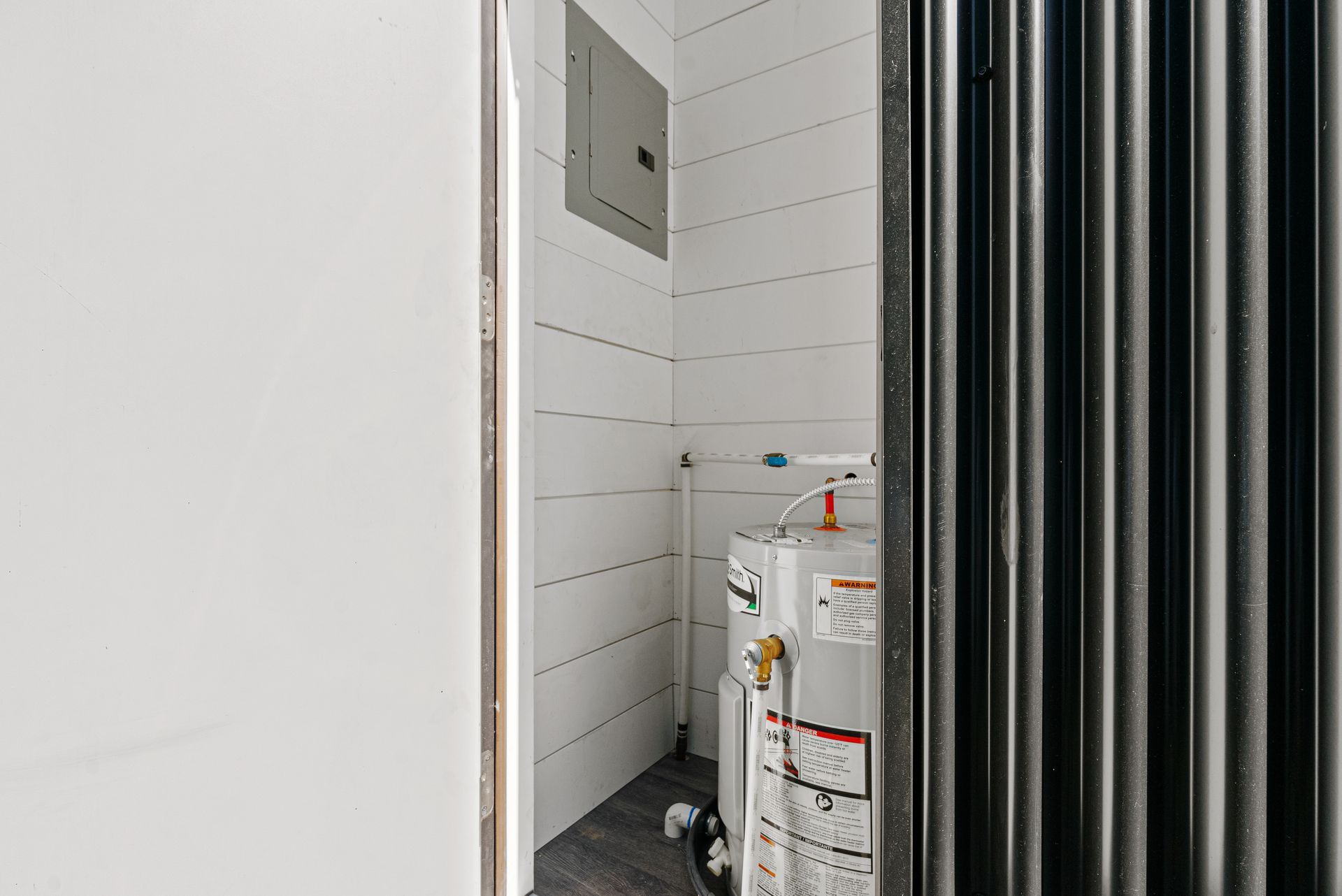 Tiny Home Bridgeview model photo 20